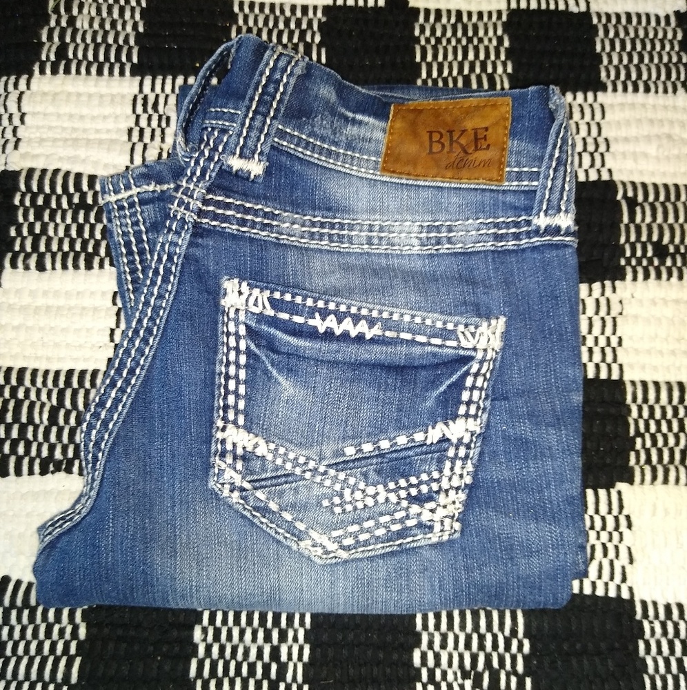 BKE Buckle Stella Jeans SZ 27R x 31 1/2 !!! 👖👖👖